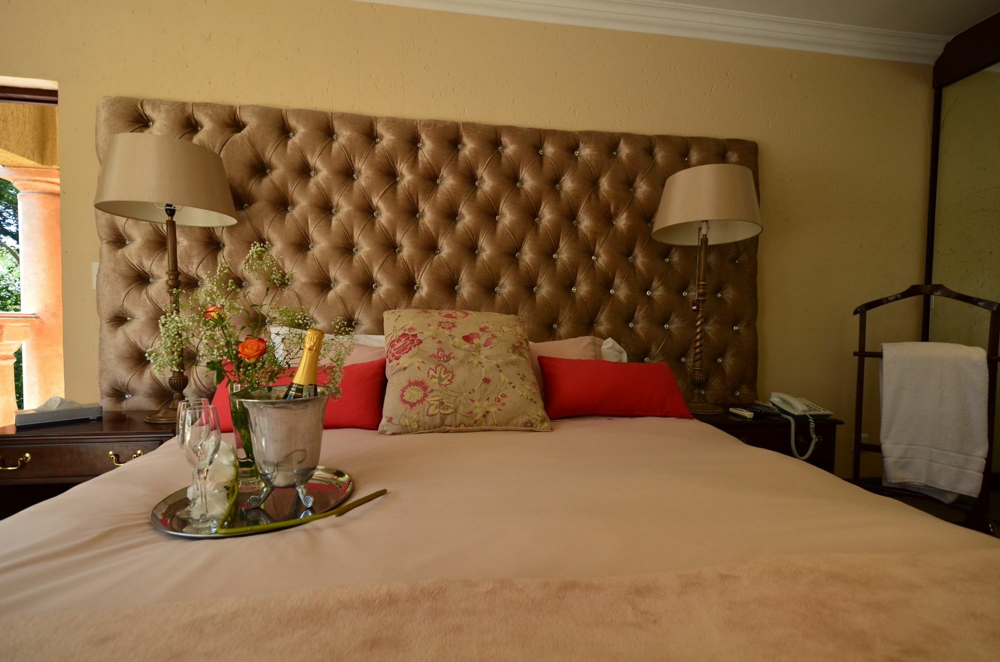 House Of Pharaohs And Conference Centre Hotel โจฮันเนสเบิร์ก ภายนอก รูปภาพ